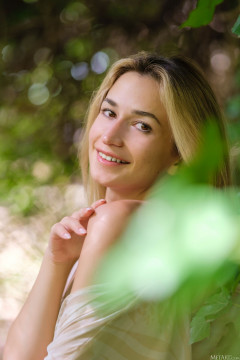 Susie - Dream | Download from Files Monster