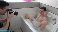 BentleyRace Brad Hunter playing with his thick cock in the bath | Download from Files Monster