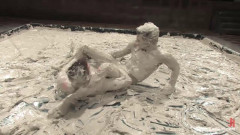 Dean Tucker vs James Hamilton The Mud Match | Download from Files Monster