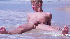 Nudist beach Jess | Download from Files Monster