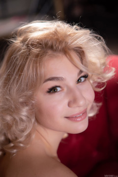 Amelia Dorn Presenting Amelia Dorn | Download from Files Monster