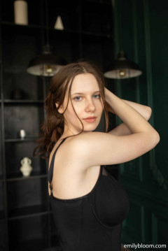 Luscious - Evalynne | Download from Files Monster