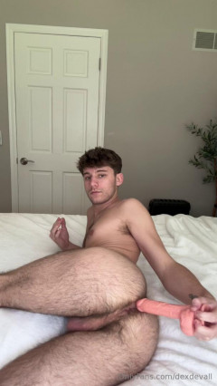 Dex Devall showing off my ass and feet while I jerk off and cum on myself | Download from Files Monster