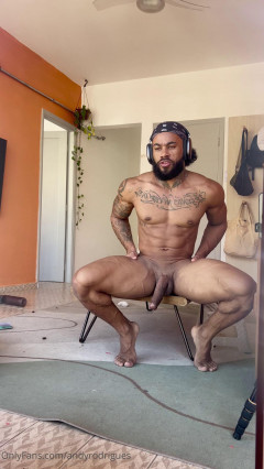 OnlyFans - Andy Rodrigues - Playing with my ass | Download from Files Monster