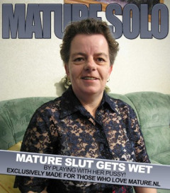Riekie (48) - Mature solo | Download from Files Monster