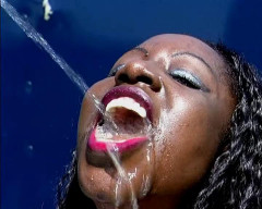 Ebony ho got peed on