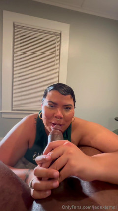 Thick booty bbw ebony banged by bbc