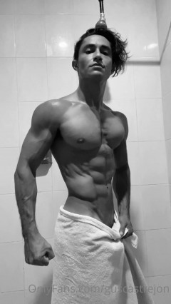 OnlyFans - Gustavo Castrejon