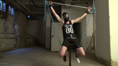 Sneaker Funk Makes Robemxxx Cum