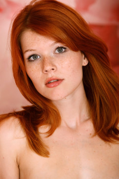 Mia Sollis Tangere
