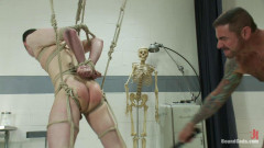 A young private endures a brutal Army physical