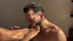 GayNetwork Worshipping the handsome master s foot