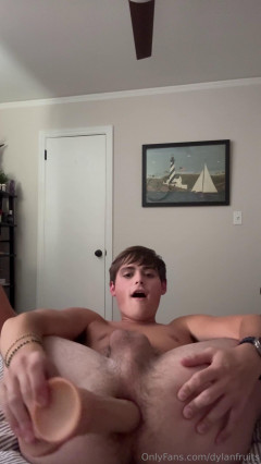 Hey everyone! So I wanted to spice up jerking off