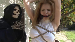 Tight bondage, domination and strappado for horny blonde