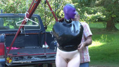 Pussy Hooked and Walked