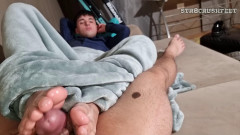 Str8crushfeet - Joeng Pack Under My Ass and Feet