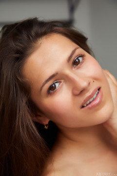 Serina Gomez Presenting Serina Gomez | Download from Files Monster