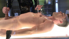 A twisted alien experiments on Lance Hart's Ass | Download from Files Monster
