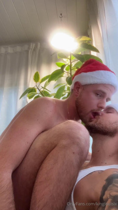 Kinglouisix - Christmas gift | Download from Files Monster