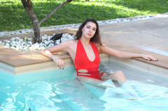 Gloria Loren - Quick Dip | Download from Files Monster